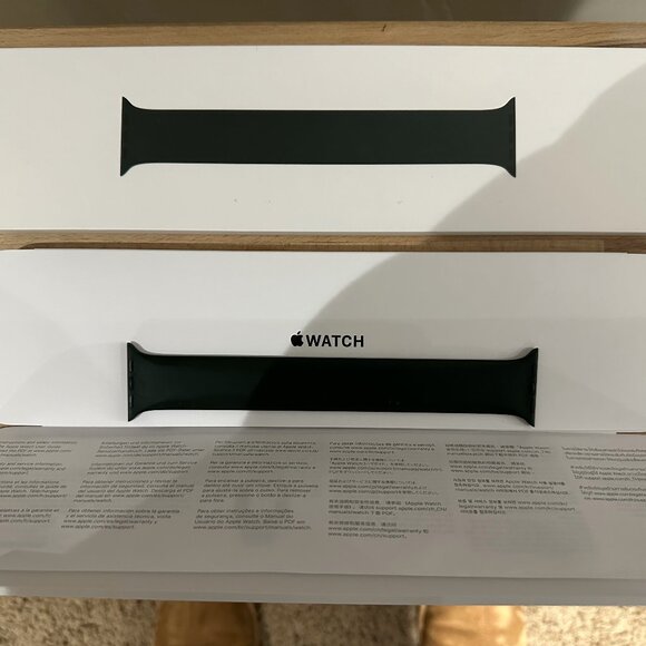 Apple Watch Solo Loop Cyprus Green Size 9 41mm Case - Picture 1 of 7